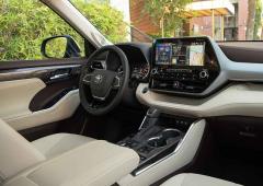 Interieur_toyota-highlander_4
                                                        width=