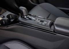 Exterieur_toyota-prius-phev-les-photos-de-notre-essai_13
