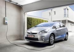 Images toyota prius plugin 