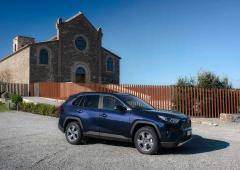 Exterieur_toyota-rav4-le-suv-full-hybrid-de-2022_2