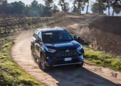 Exterieur_toyota-rav4-le-suv-full-hybrid-de-2022_6
                                                        width=