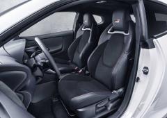 Interieur_toyota-yaris-gr-du-rallye-a-la-route_1