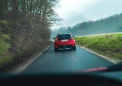 Exterieur_duel-de-sportives-toyota-yaris-gr-vs-peugeot-308-gti_7
                                                        width=