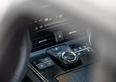 Interieur_toyota-bz4x-essai_0