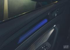 Interieur_volkswagen-arteon-shooting-brake-elegance-essai_13
                                                        width=