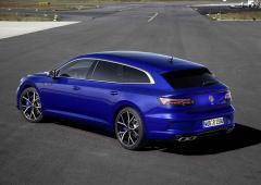 Exterieur_volkswagen-arteon-shooting-brake-r-le-break-de-chasse-de-vw-se-conjugue-aussi-avec-un-r_1