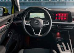 Interieur_golf-8-les-photos-de-la-nouvelle-compacte-de-volkswagen_0
                                                        width=