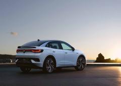 Exterieur_volkswagen-id-5-voici-le-1er-suv-electrique-c-la-sauce-coupe_7