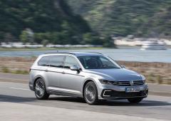 Exterieur_volkswagen-passat-sw-gte-essai_4
                                                        width=