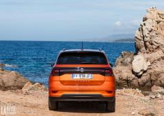 Exterieur_volkswagen-t-cross-essai_18
                                                        width=