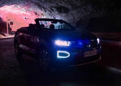 Interieur_essai-volkswagen-t-roc-cabriolet-tsi-style-voici-le-roadtrip-en-pays-cathare-du-suv-cab-de-vw_3