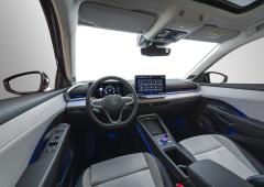 Exterieur_volkswagen-t-roc-2026-plus-grand-plus-affute-toujours-compact_10