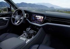 Interieur_volkswagen-touareg-r-e-hybrid-et-puissant_0