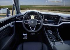 Interieur_volkswagen-touareg-r-e-hybrid-et-puissant_2
                                                        width=