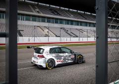 Exterieur_volkswagen-golf-gti-tcr-racecar_12