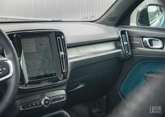 Interieur_essai-volvo-c40-recharge-twin_23
                                                        width=