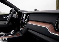 Interieur_volvo-xc60-b4-essai_13