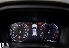 Interieur_volvo-xc60-b4-essai_5