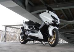 Pons revisite le yamaha t max 530 abs 