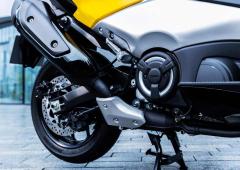 Interieur_yamaha-tmax-millesime-2022_2