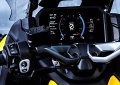 Interieur_yamaha-tmax-millesime-2022_3