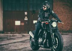 Yamaha vmax jvb infrared entre dragster et cafe racer 