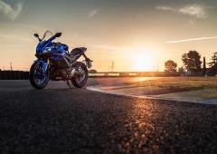 Exterieur_yamaha-yzf-r3-annee-2019_4
                                                        width=