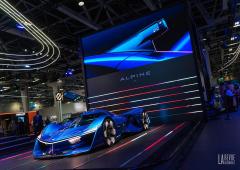 Exterieur_mondial-2022-stand-alpine-alpenglow-et-a110r_3