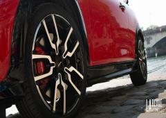 Exterieur_essai-mini-cabrio-john-cooper-works-du-nerf-et-de-l-air_2
