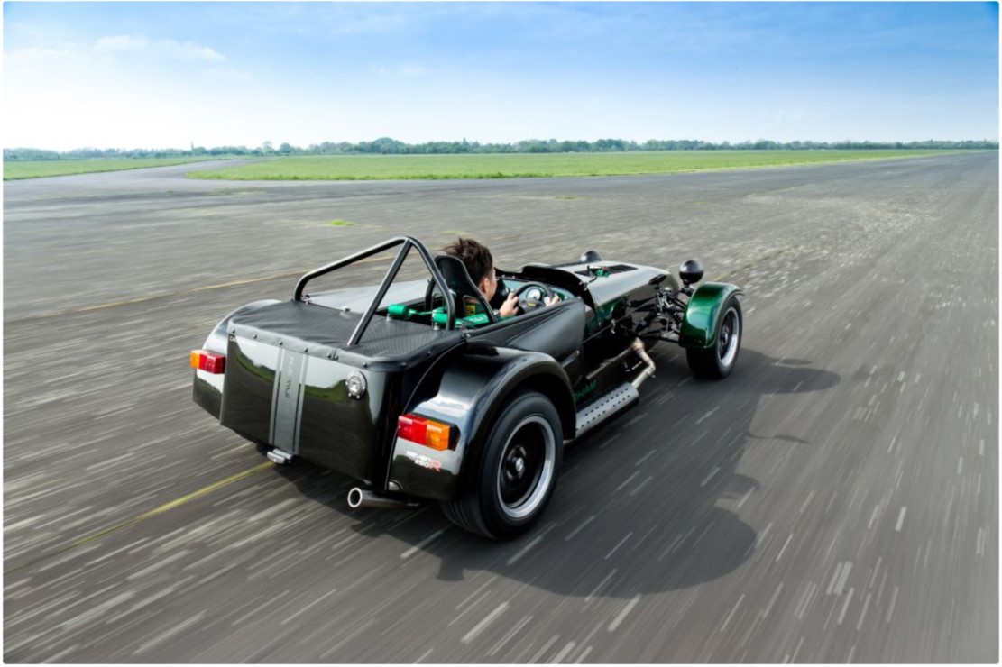 Une caterham seven 250 r speciale kamui kobayashi 