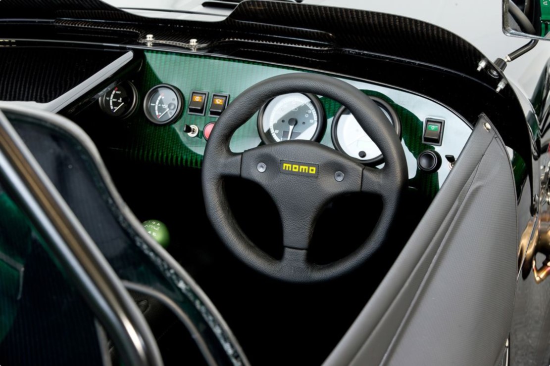 Une caterham seven 250 r speciale kamui kobayashi 