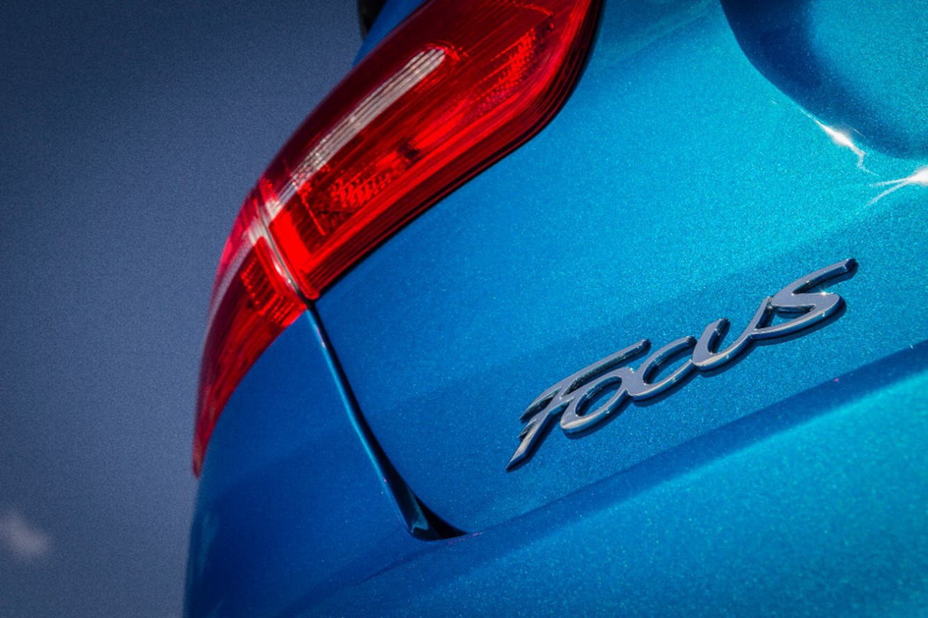 Ford devoile sa focus 2014 restylee version 4 portes 