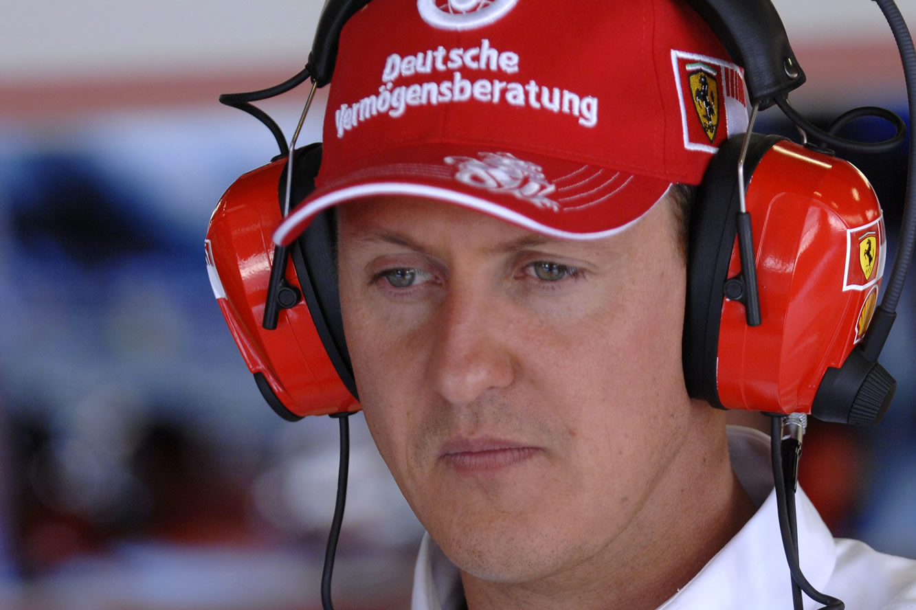 Michael schumacher est sorti du coma et a quitte grenoble