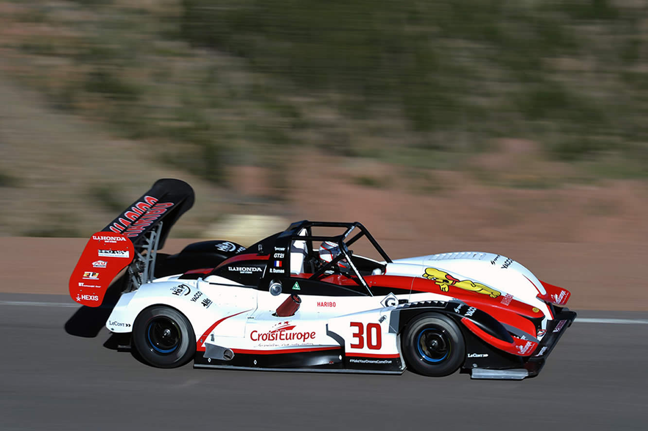 Romain dumas decroche la lune a pikes peak 