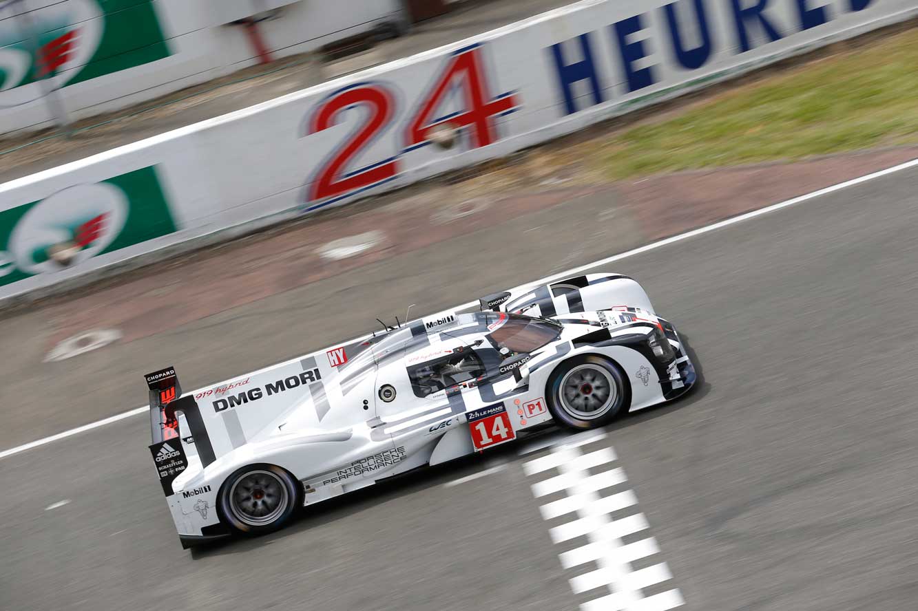 24 heures du mans la baston commence 