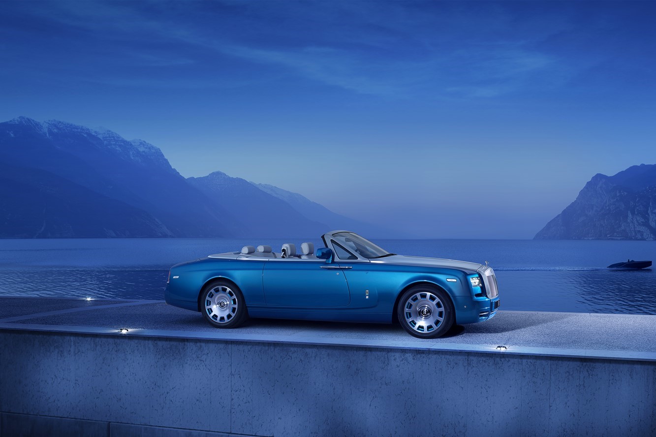 Magnifique rolls royce phantom drophead coupe waterspeed collection 