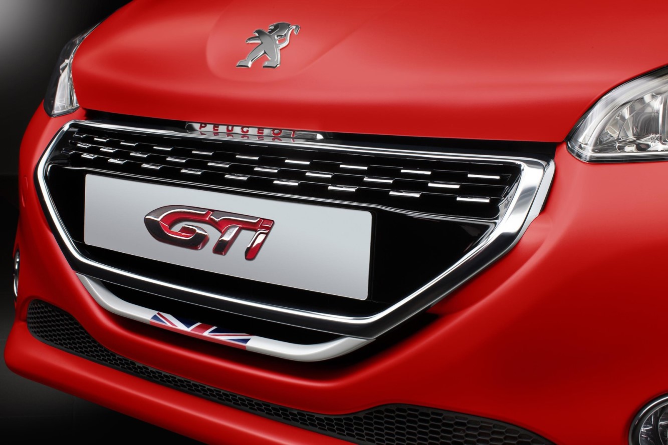 Premier teasing pour la peugeot 208 gti 30eme anniversaire 