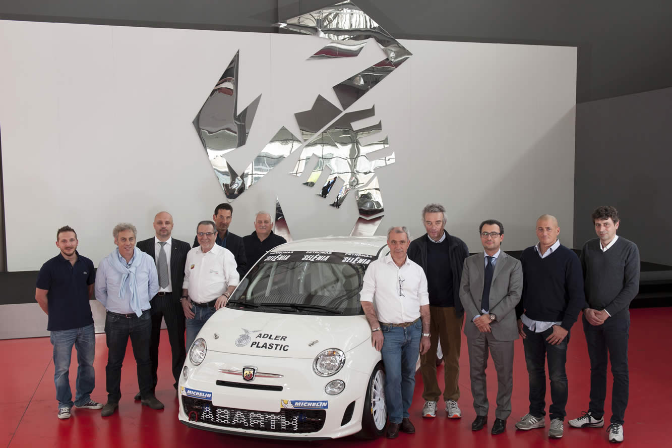 Image principale de l'actu: Trophee abarth 2014 les premiers modeles sont arrives 