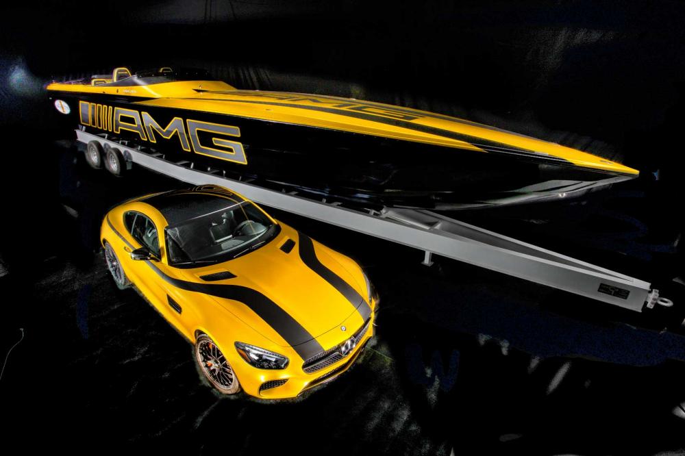 Image principale de l'actu: Mercedes amg gt vs cigarette 50 marauder gt s 