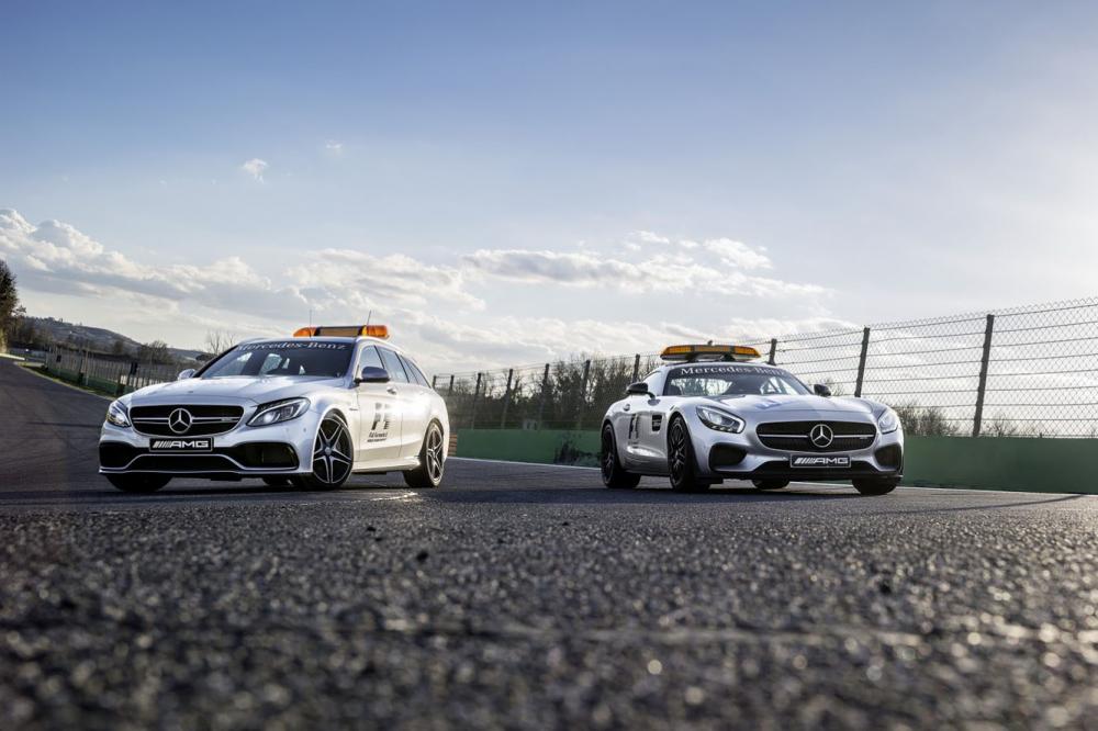 Image principale de l'actu: La mercedes amg gt s securise les course de formule 1 