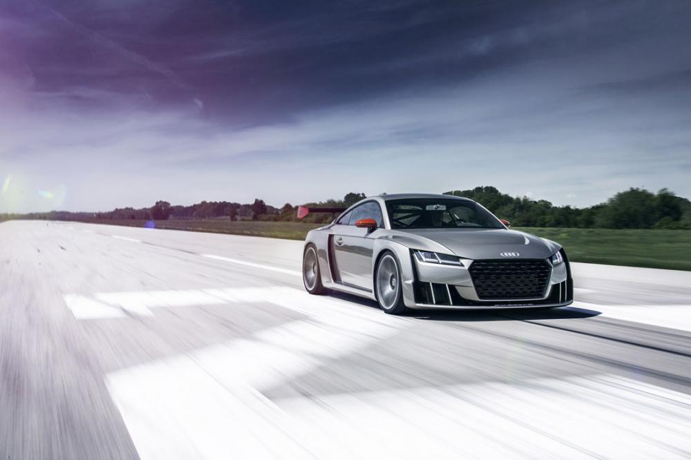 Image principale de l'actu: L audi tt turbo clubsport concept s anime en video 