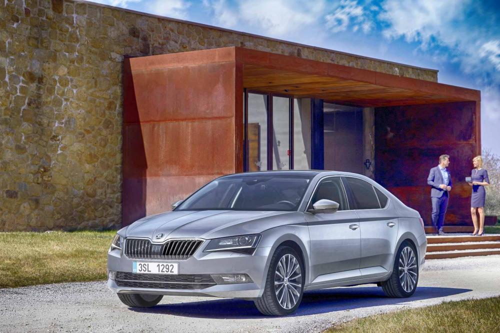 Image principale de l'actu: Nouvelle skoda superb les prix et equipements 