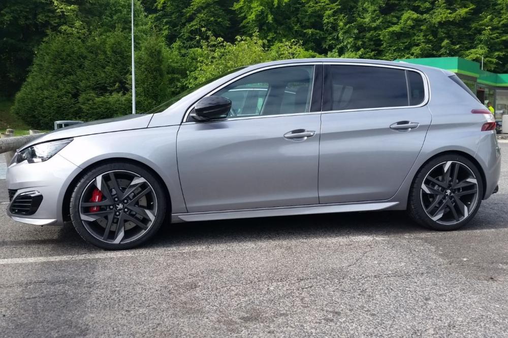 Image principale de l'actu: Peugeot 308 gti debusquee sans camouflage 