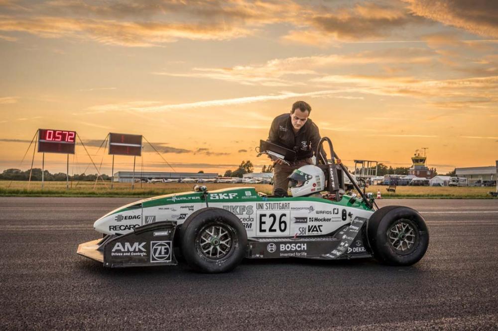 Image principale de l'actu: Des etudiants signent un 0 100 km h record dans la categorie electrique 