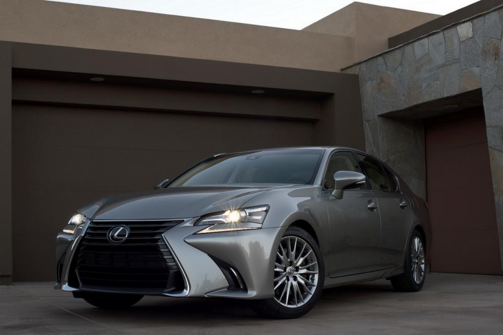 Image principale de l'actu: Lexus gs plus de style et une nouvelle version 200t 