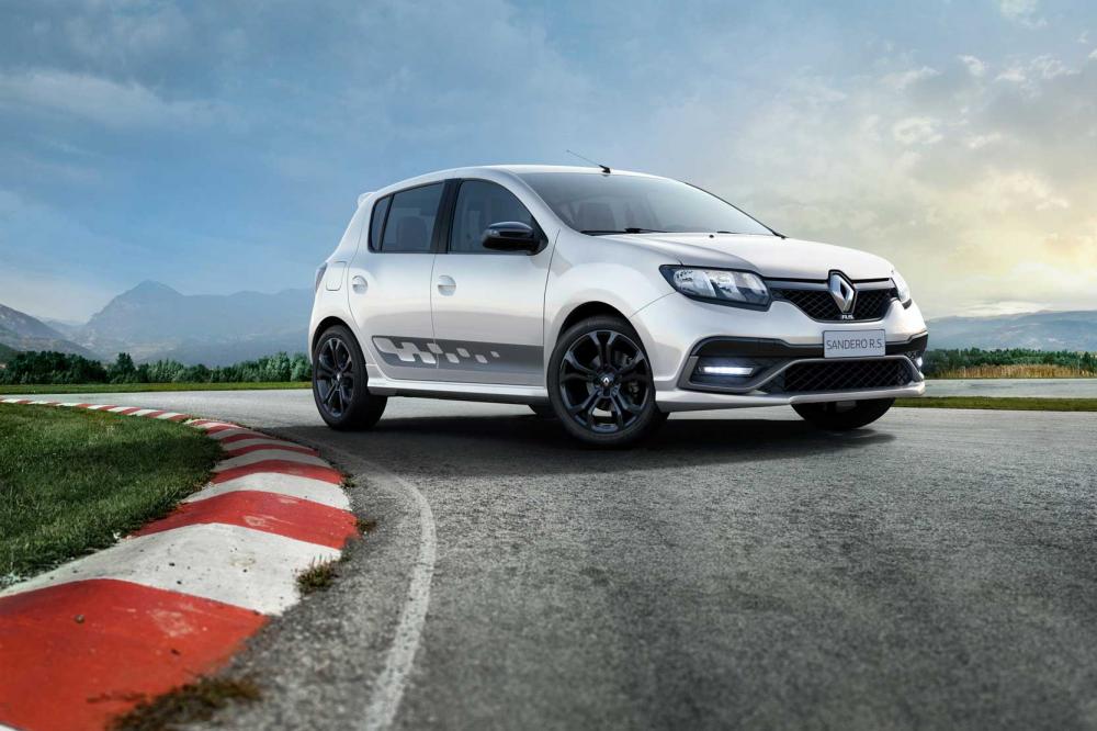 Image principale de l'actu: Sandero r s le sport low cost de renault 