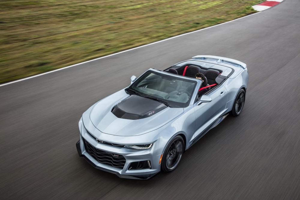 Image principale de l'actu: La chevrolet camaro zl1 perd le toit 