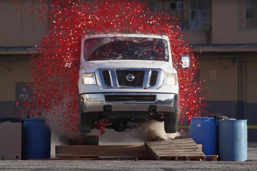 Image principale de l'actu: Un gymkhana en nissan nv3500hd 