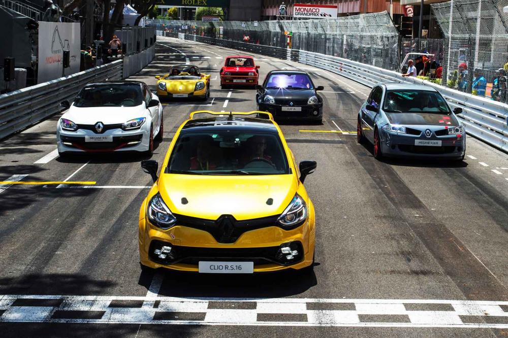 Image principale de l'actu: Renault Clio RS 16 : l'essai video sur la piste de Monaco