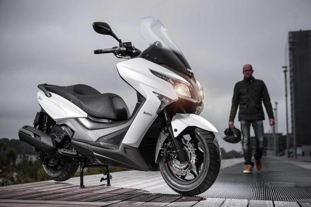 Image principale de l'actu: Le nouveau kymco x town en harmonie avec son temps 